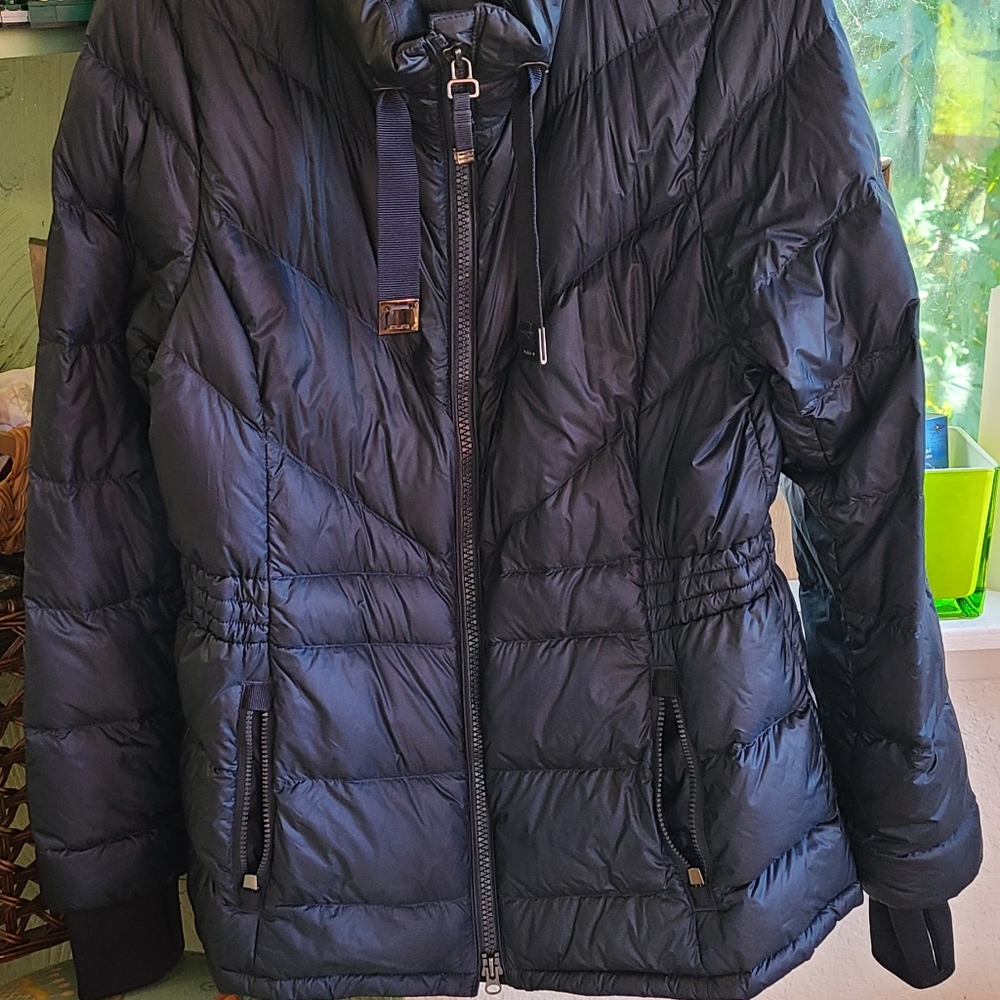 ATHLETA Large Banner Peak Navy Down puffer